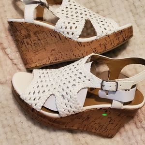 ☀️ Wedge Sandals 🔥